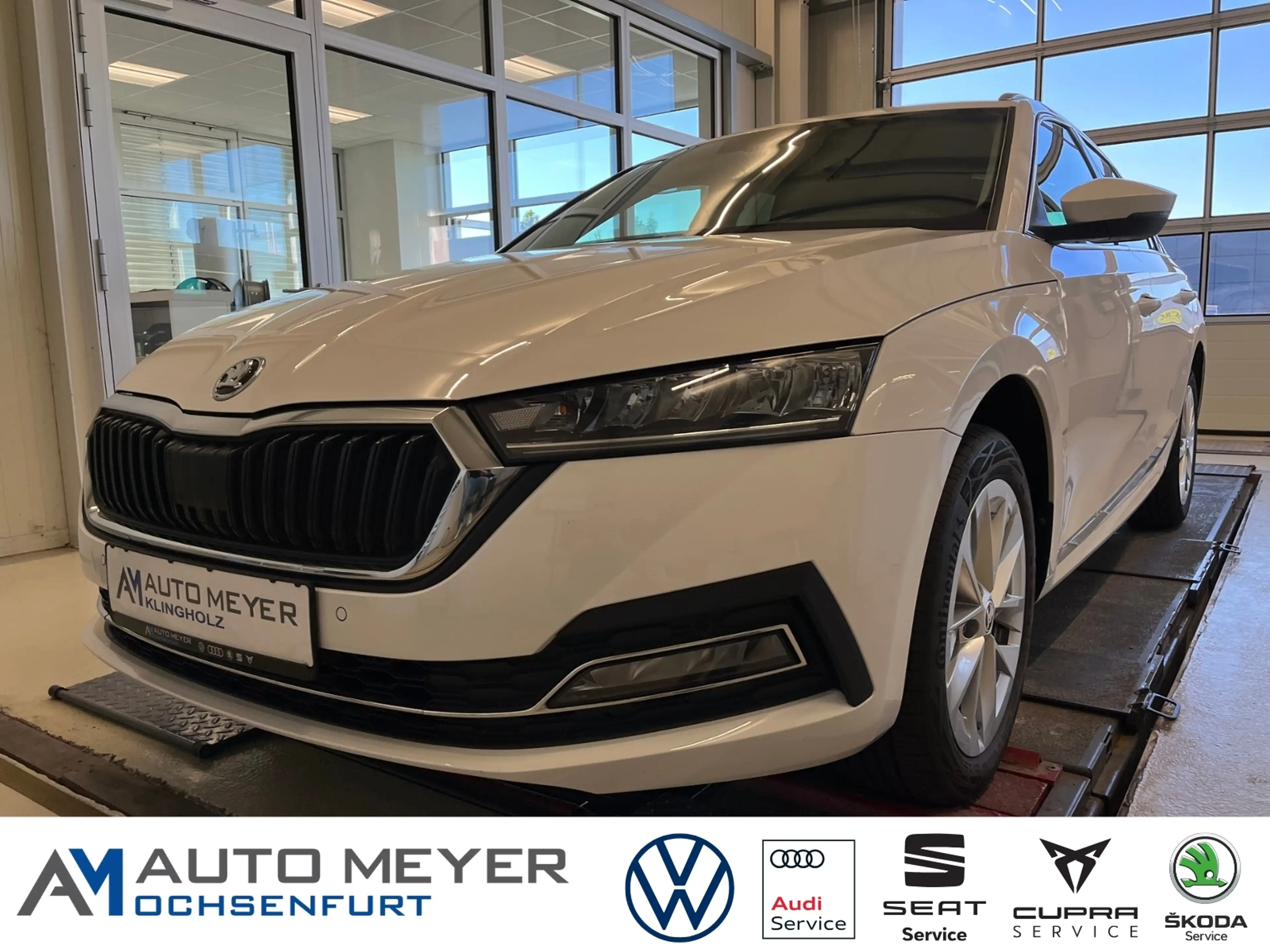 Skoda Octavia Combi Style 2.0 TDI DSG Navi AHK Kamera