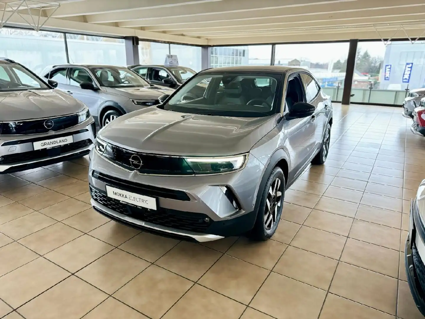 Opel Mokka-E e Elegance Silber - 2