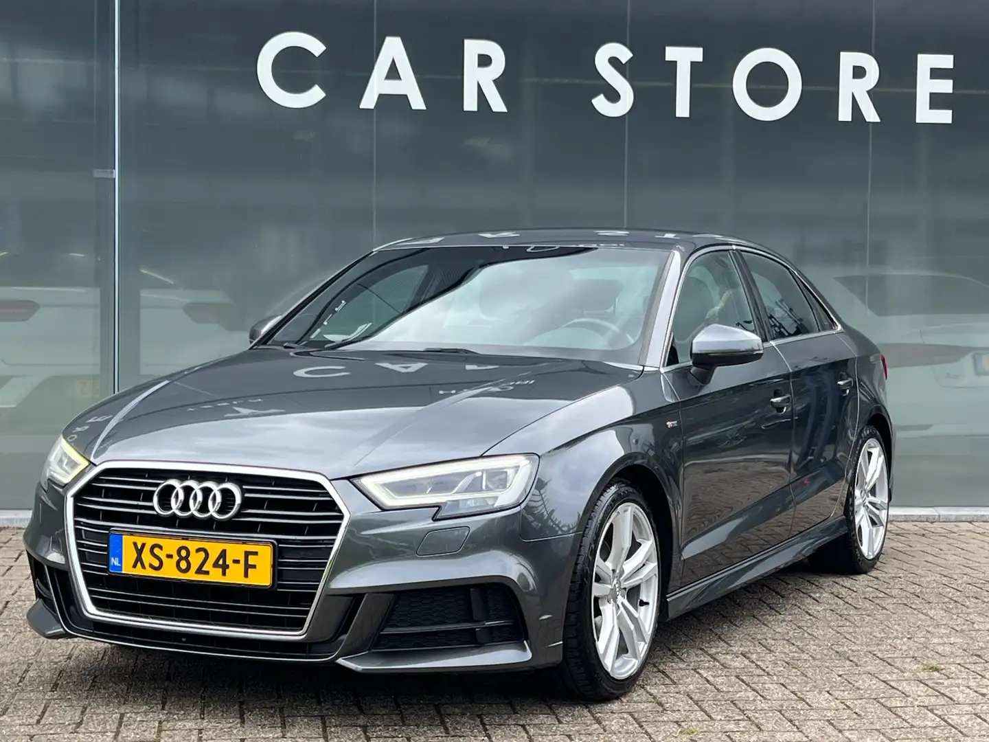 Audi A3 Limousine 30 TFSI Sport S Line Edition Gris - 1