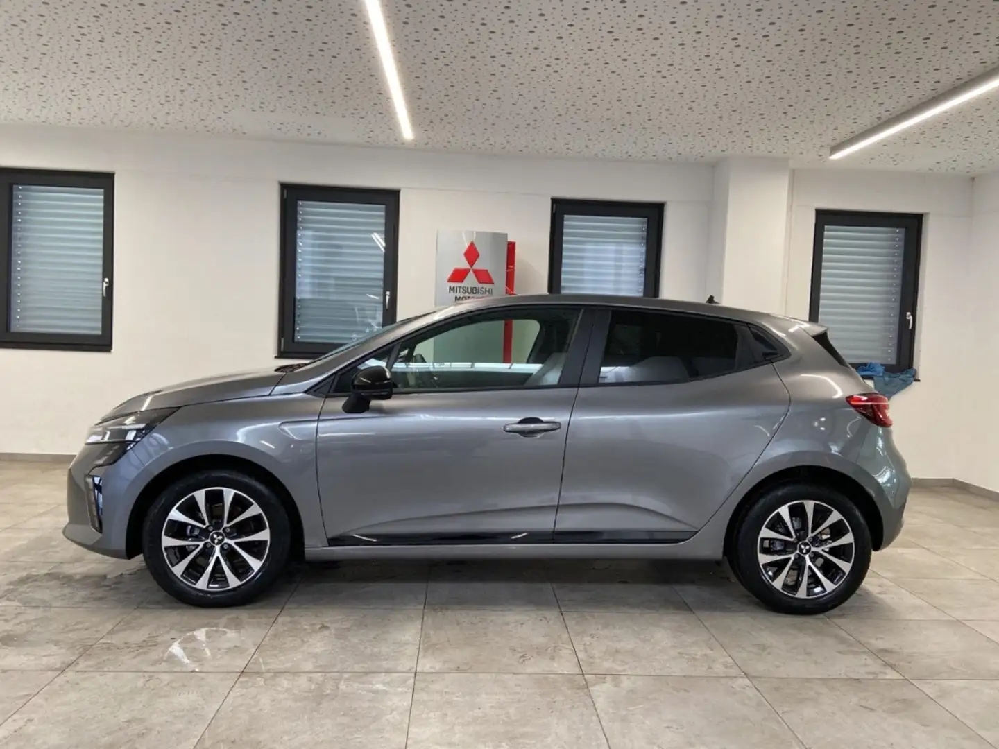 Mitsubishi Colt 1.0 Plus LED Kamera DAB Tempomat Klima Touch Grau - 2