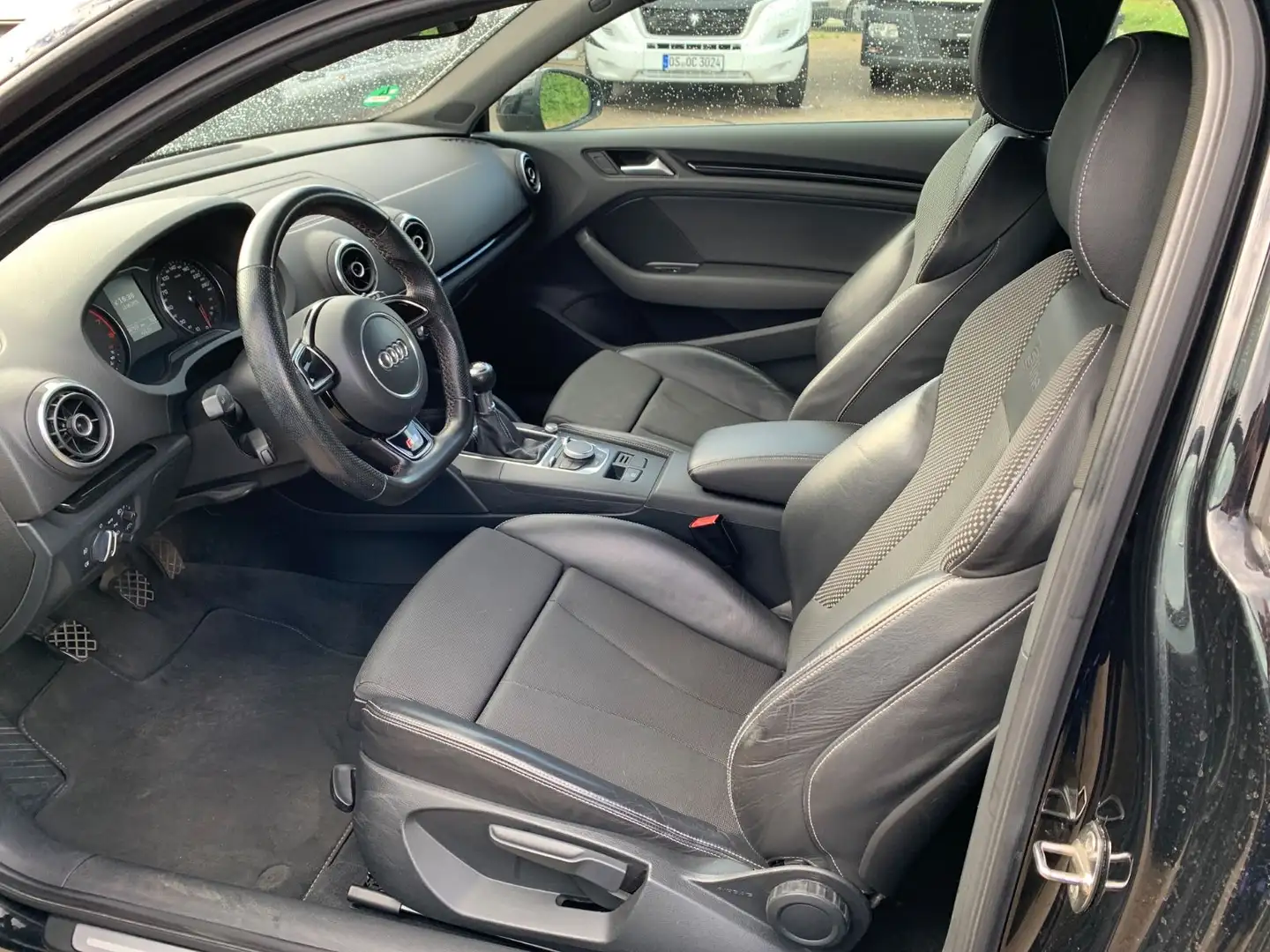 Audi A3 S line Sportpaket Negro - 2
