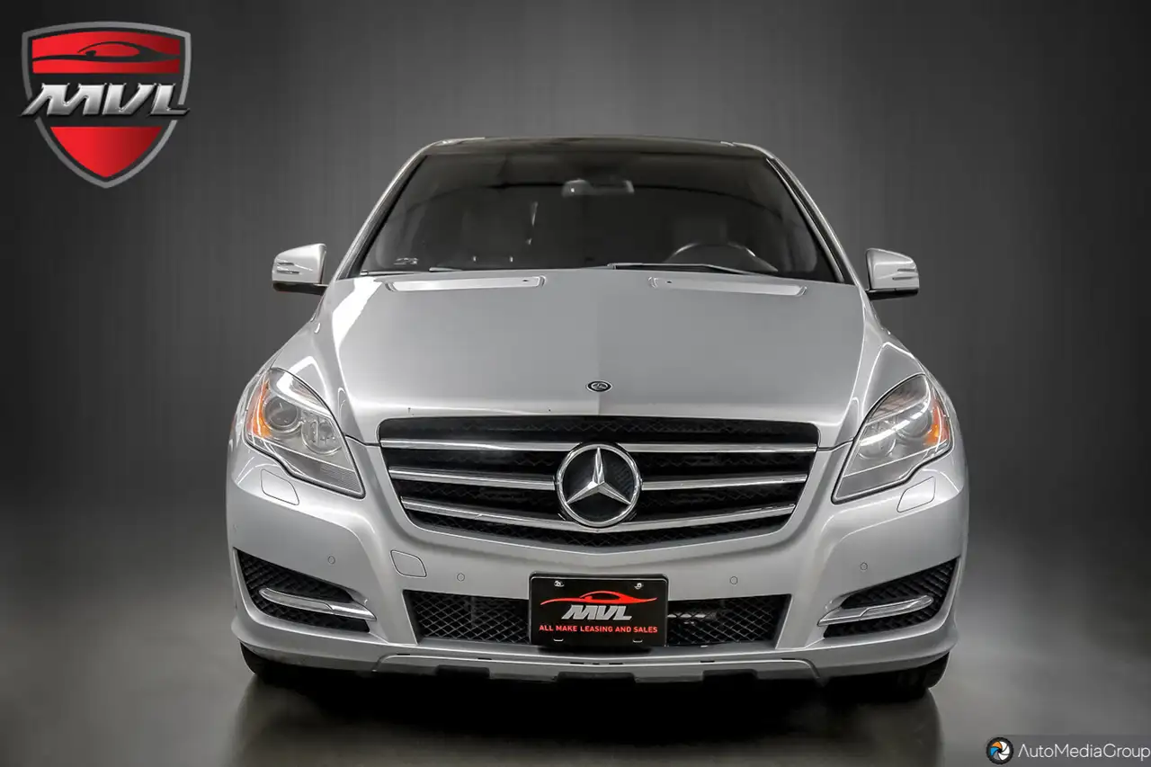 Mercedes-Benz R-Class снимка Mercedes-Benz R-Class