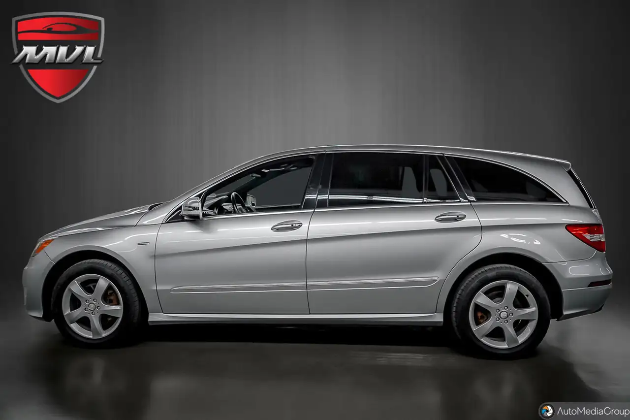 Mercedes-Benz R-Class снимка Mercedes-Benz R-Class