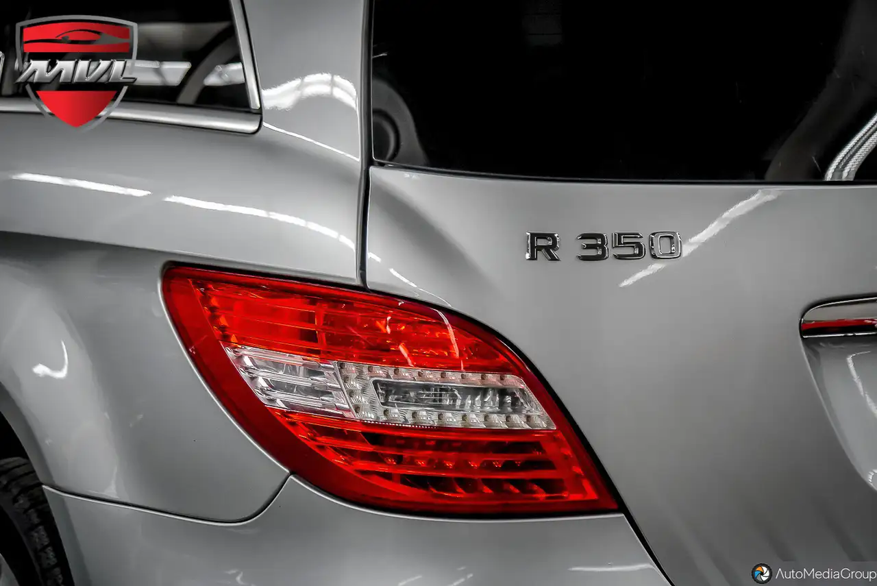 Mercedes-Benz R-Class снимка Mercedes-Benz R-Class