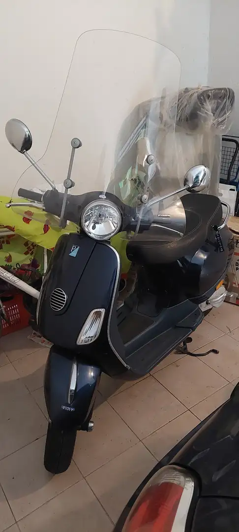 Vespa LX 50 Modrá - 1