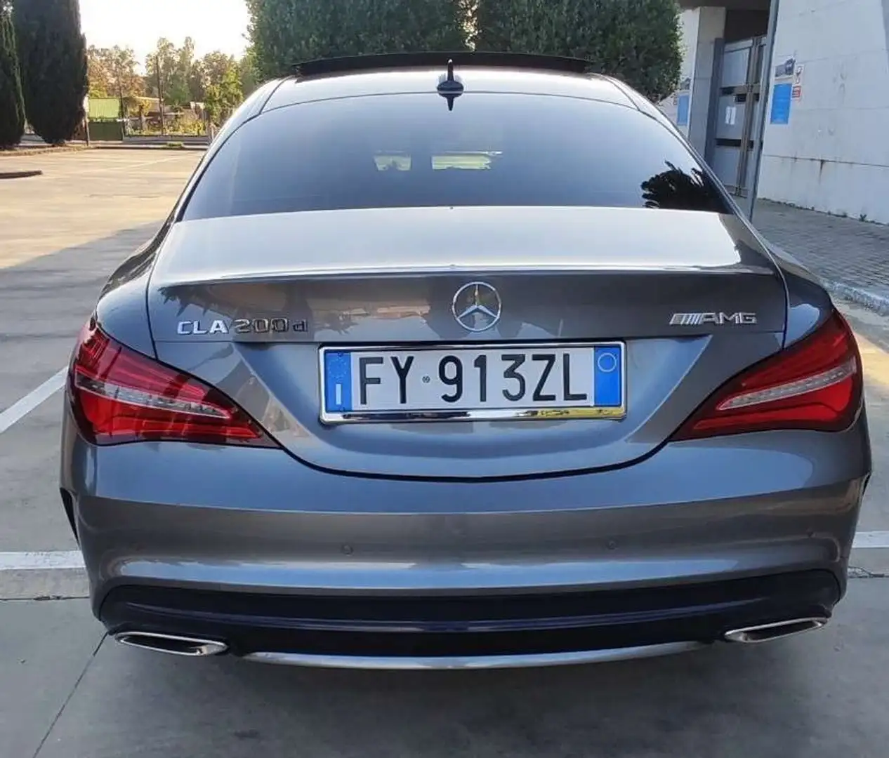 Mercedes-Benz CLA 200 d (cdi) NIGHT EDITION PREMIUM PLUS AMG - 2