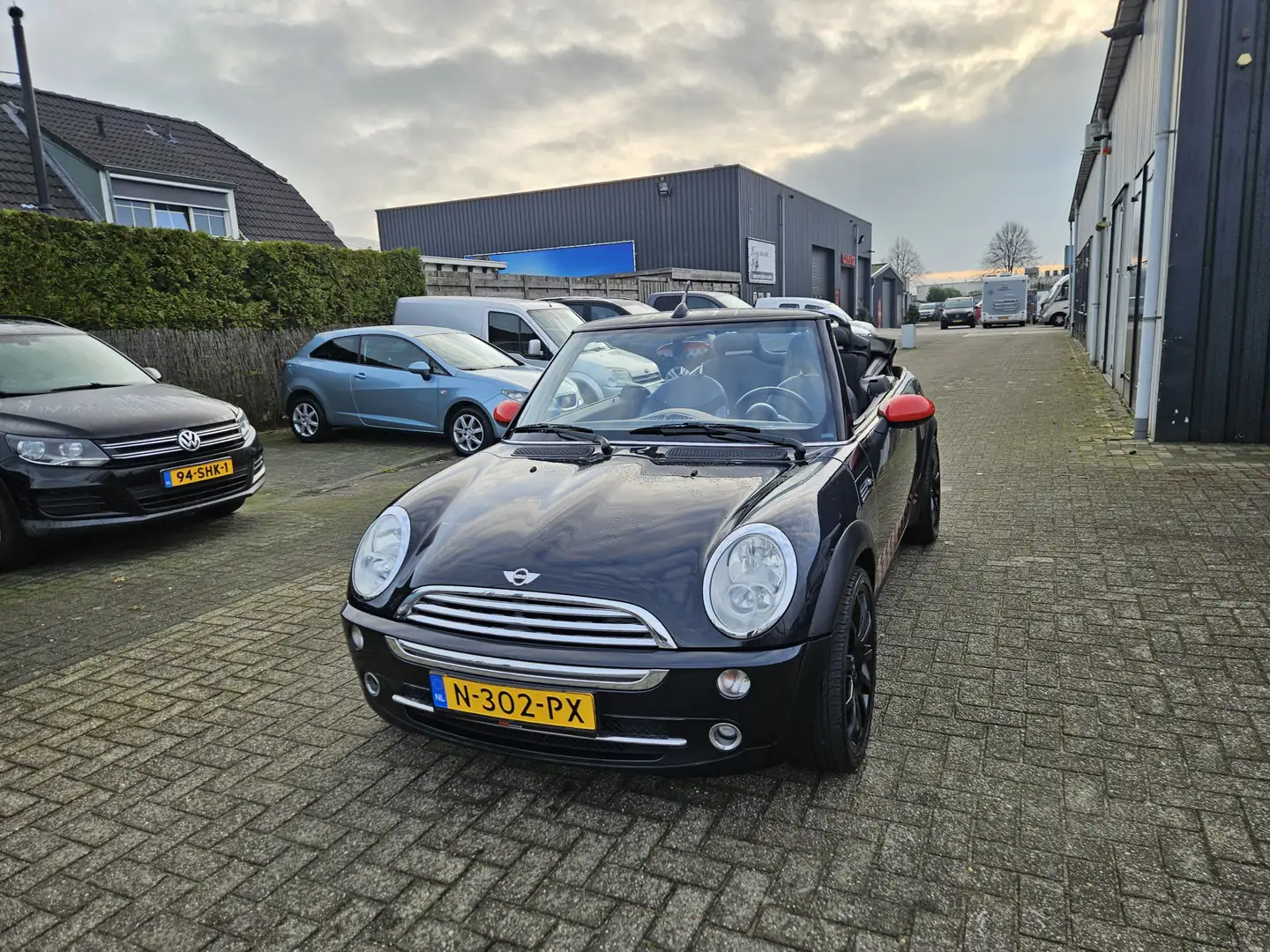 MINI One Cabrio Mini 1.6 Zwart - 2