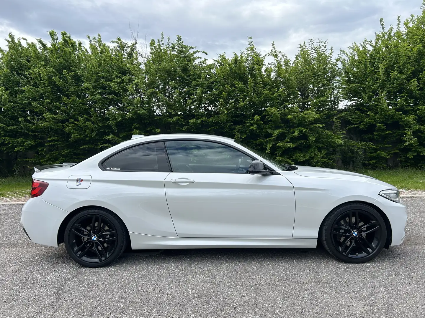 BMW 220 220i Coupe Msport - 2