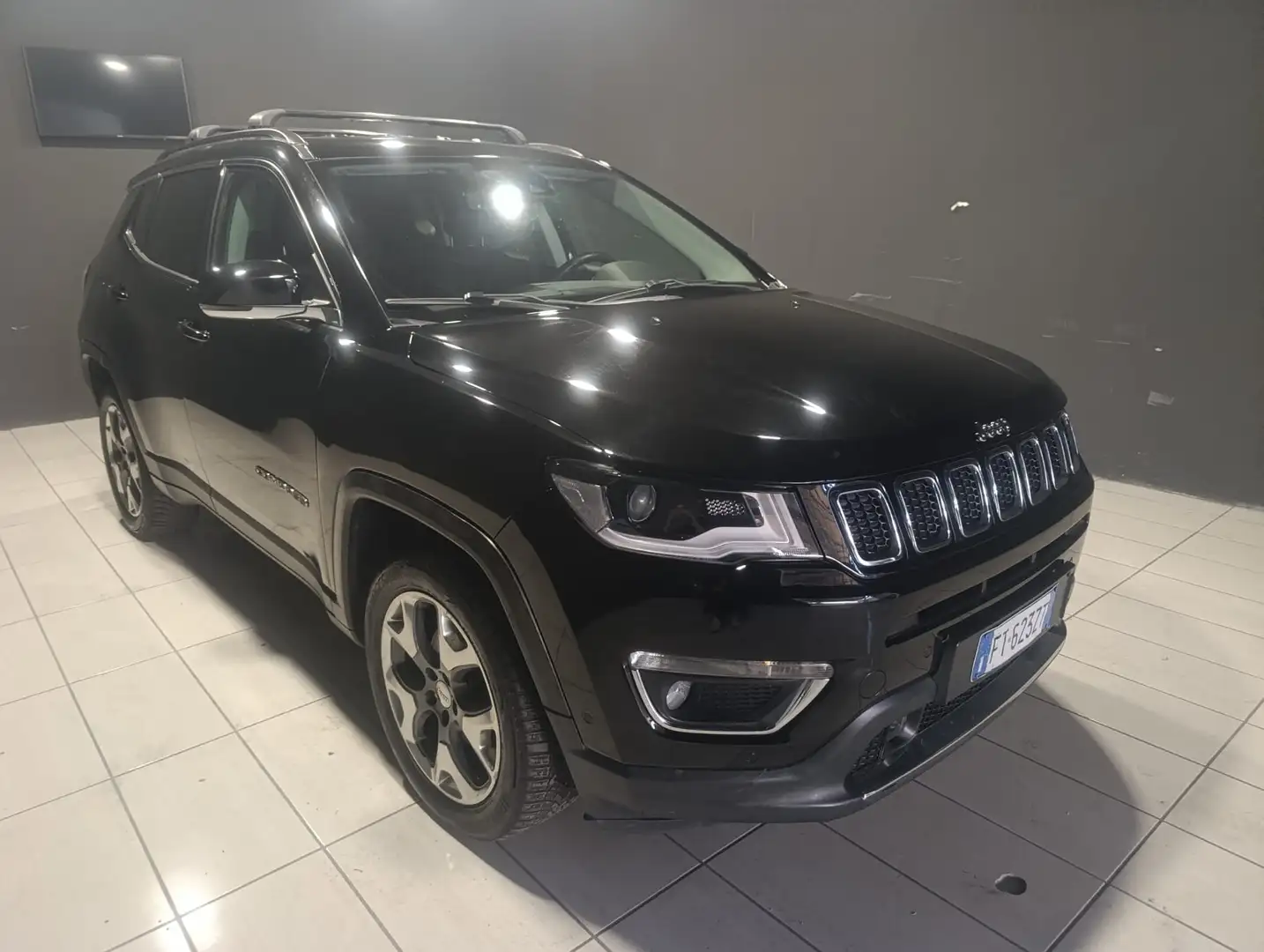 Jeep Compass Compass 2.0 mjt Limited 4wd 140cv auto my19 Nero - 1