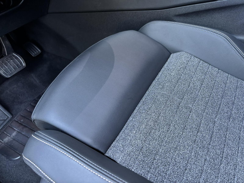 Peugeot 5008 Allure Pack 1.2 Hybrid 145pk e-DSC6 | PANORAMIC NA — photo 10