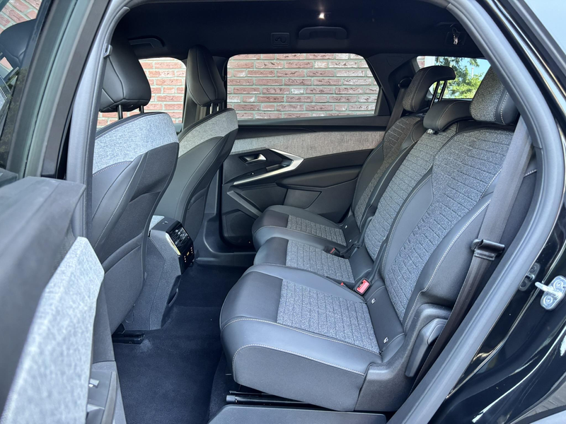 Peugeot 5008 Allure Pack 1.2 Hybrid 145pk e-DSC6 | PANORAMIC NA — photo 13