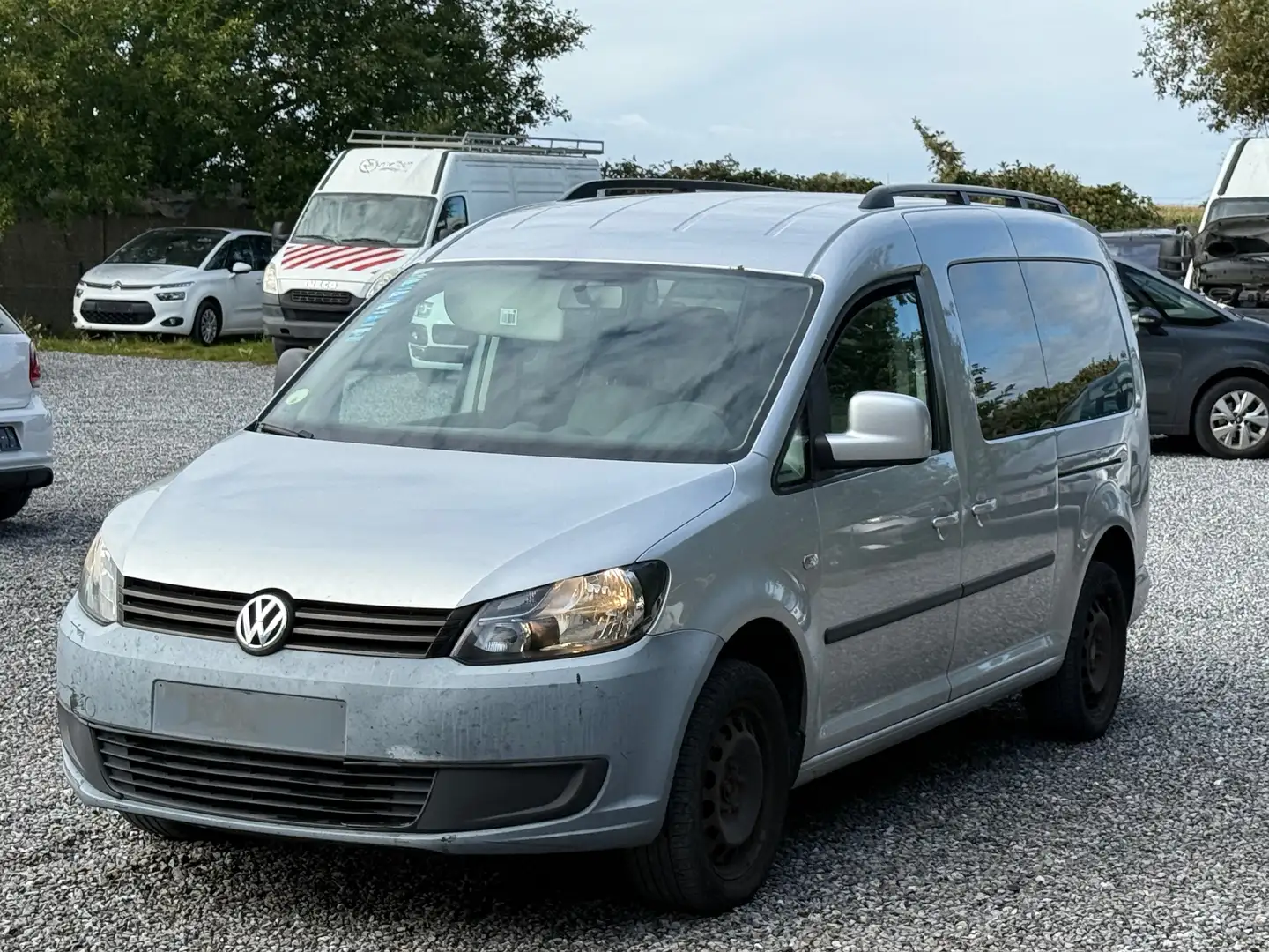 Volkswagen Caddy Caddy Maxi Life 1.6 CR TDi -7 PLCS - MARCHND-EXPRT Plateado - 1