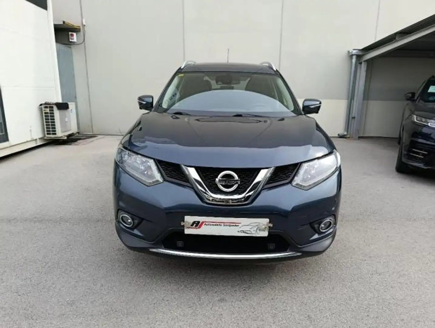 Nissan X-Trail 1.6 dCi Tekna 4x2 Blauw - 2