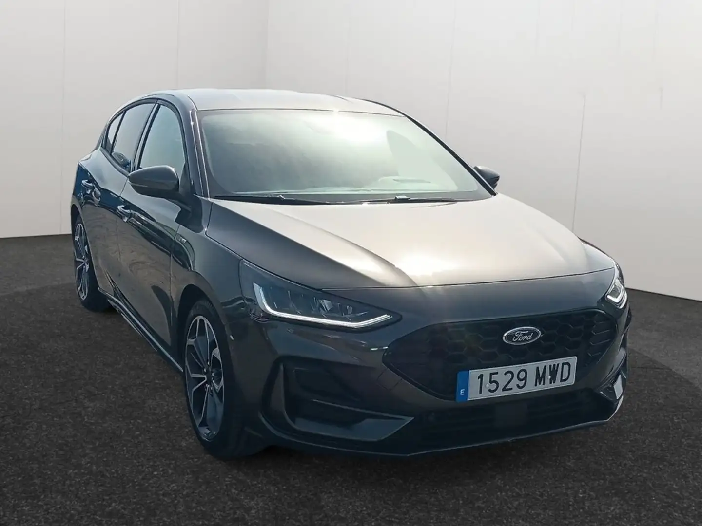 Ford Focus 1.0 Ecoboost MHEV ST-Line X 125 Burdeos - 1