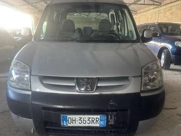 Ranch 2003 1.6 hdi 16v Lee