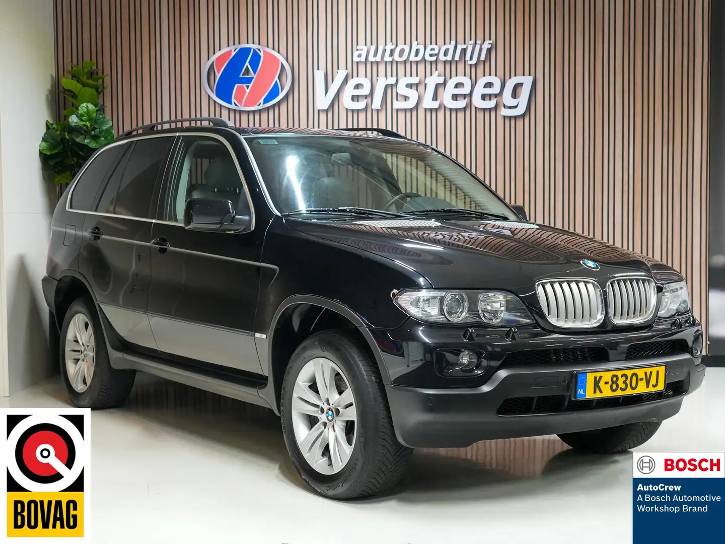 BMW X5 4.4i Schwarz - 1