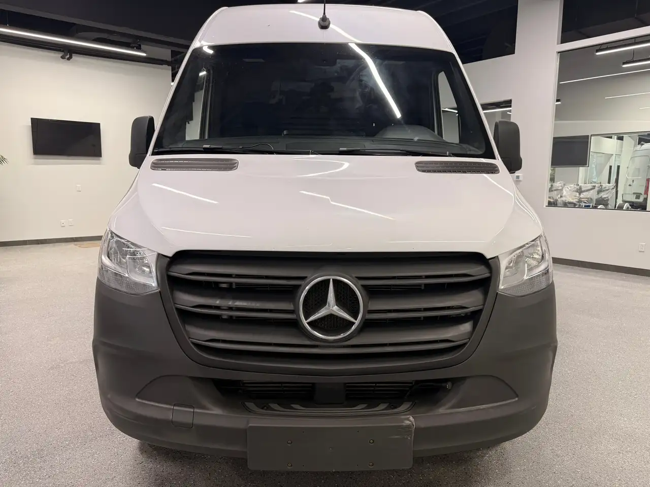 Mercedes-Benz Sprinter снимка Mercedes-Benz Sprinter