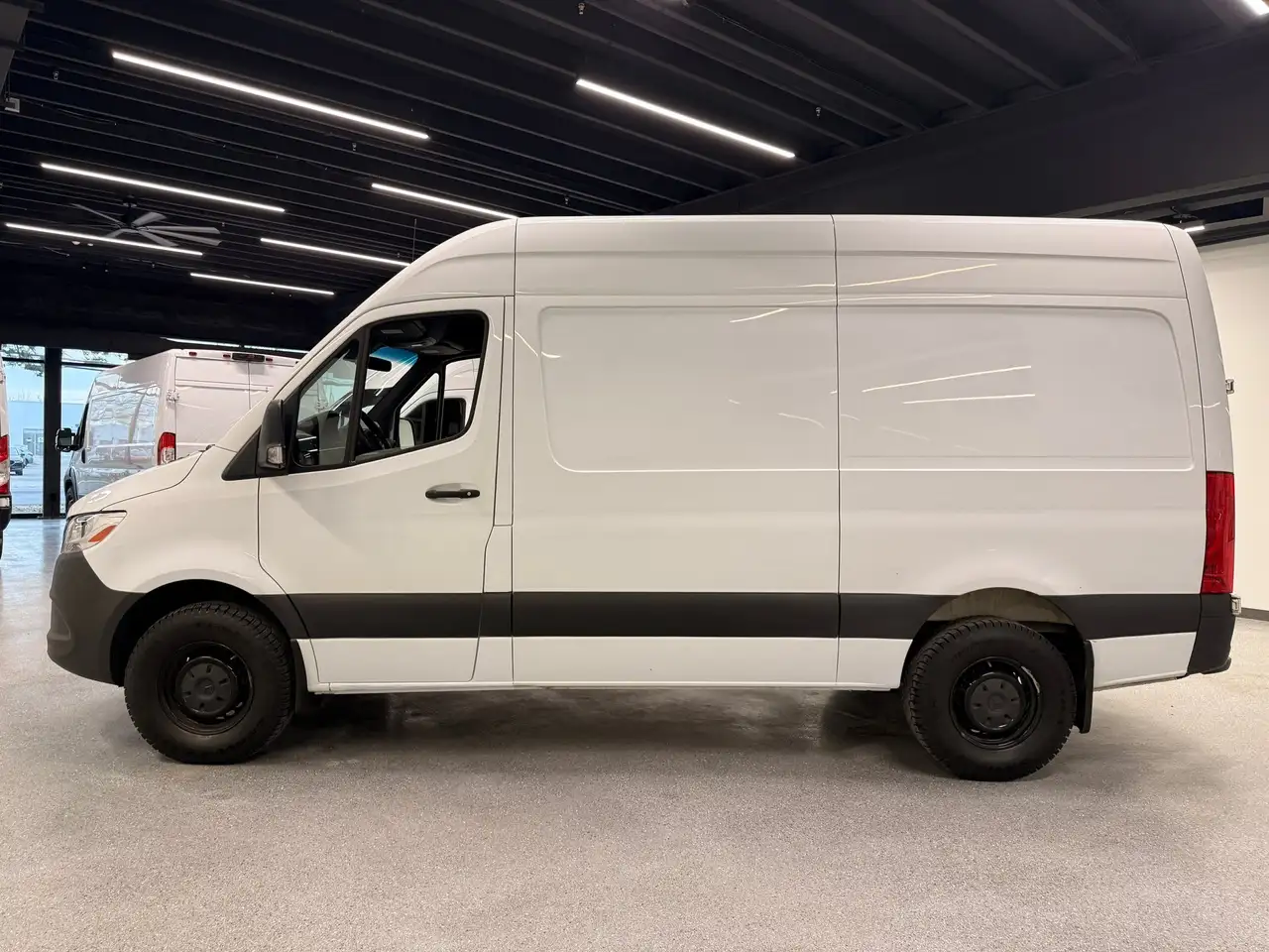 Mercedes-Benz Sprinter снимка Mercedes-Benz Sprinter