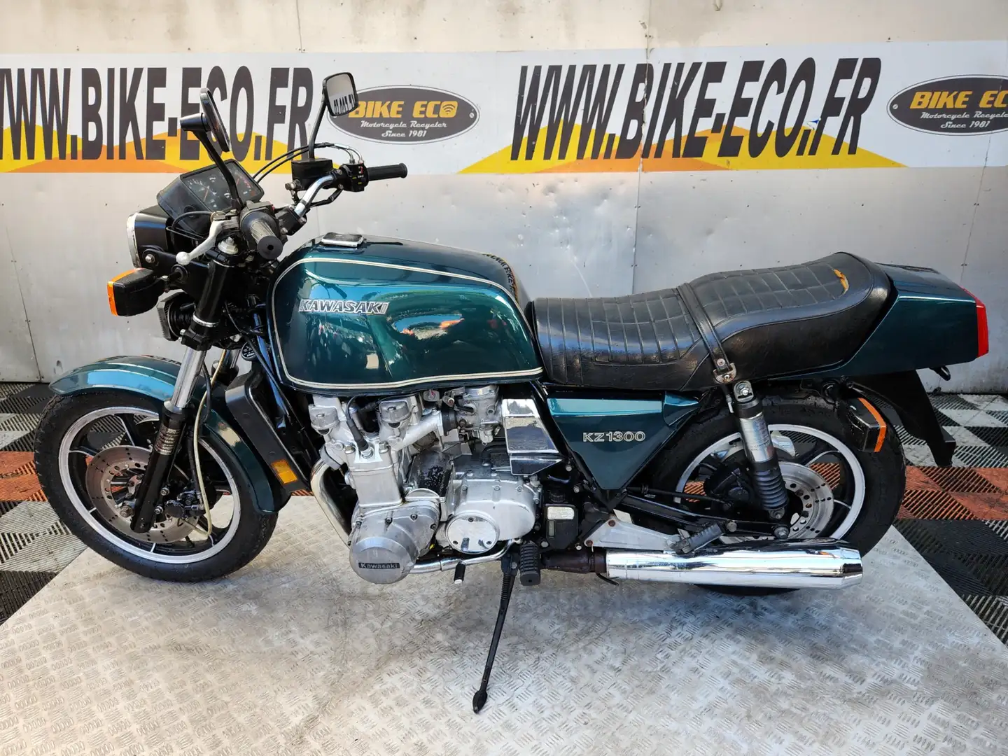 Kawasaki Z 1300 Bleu - 2