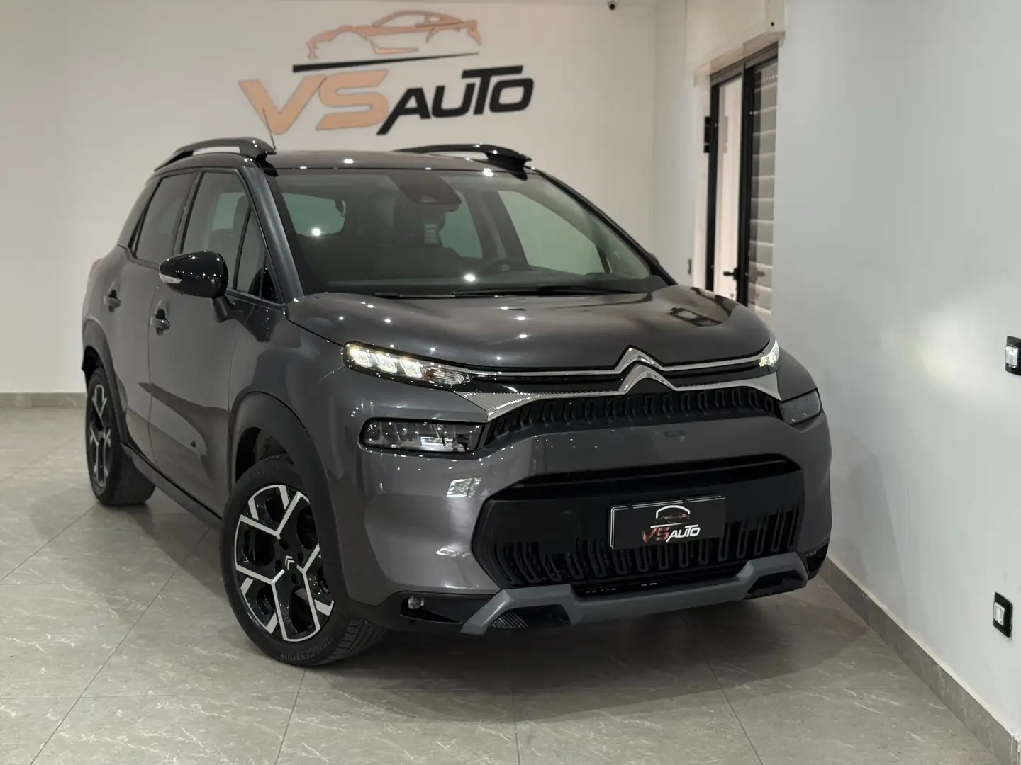 Citroen C3 Aircross C3 Aircross I 2021 1.5 bluehdi Shine Pack s Grigio - 1