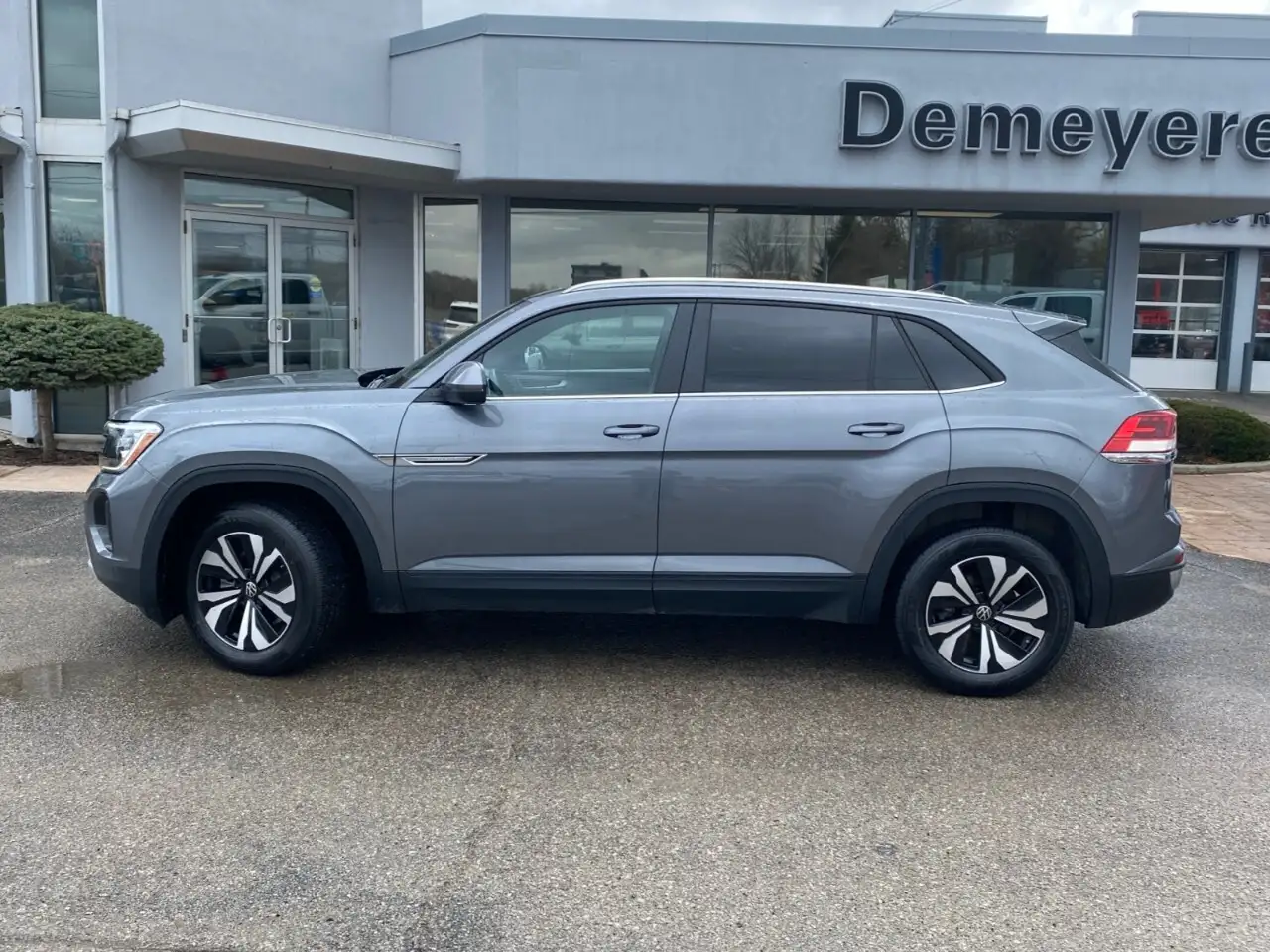 Volkswagen Atlas снимка Volkswagen Atlas