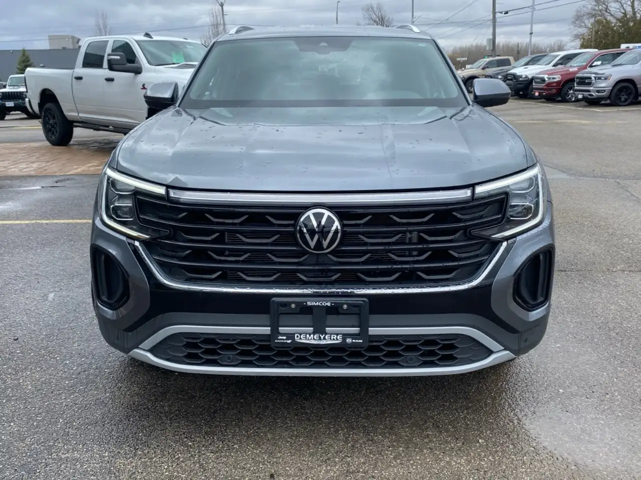 Volkswagen Atlas снимка Volkswagen Atlas