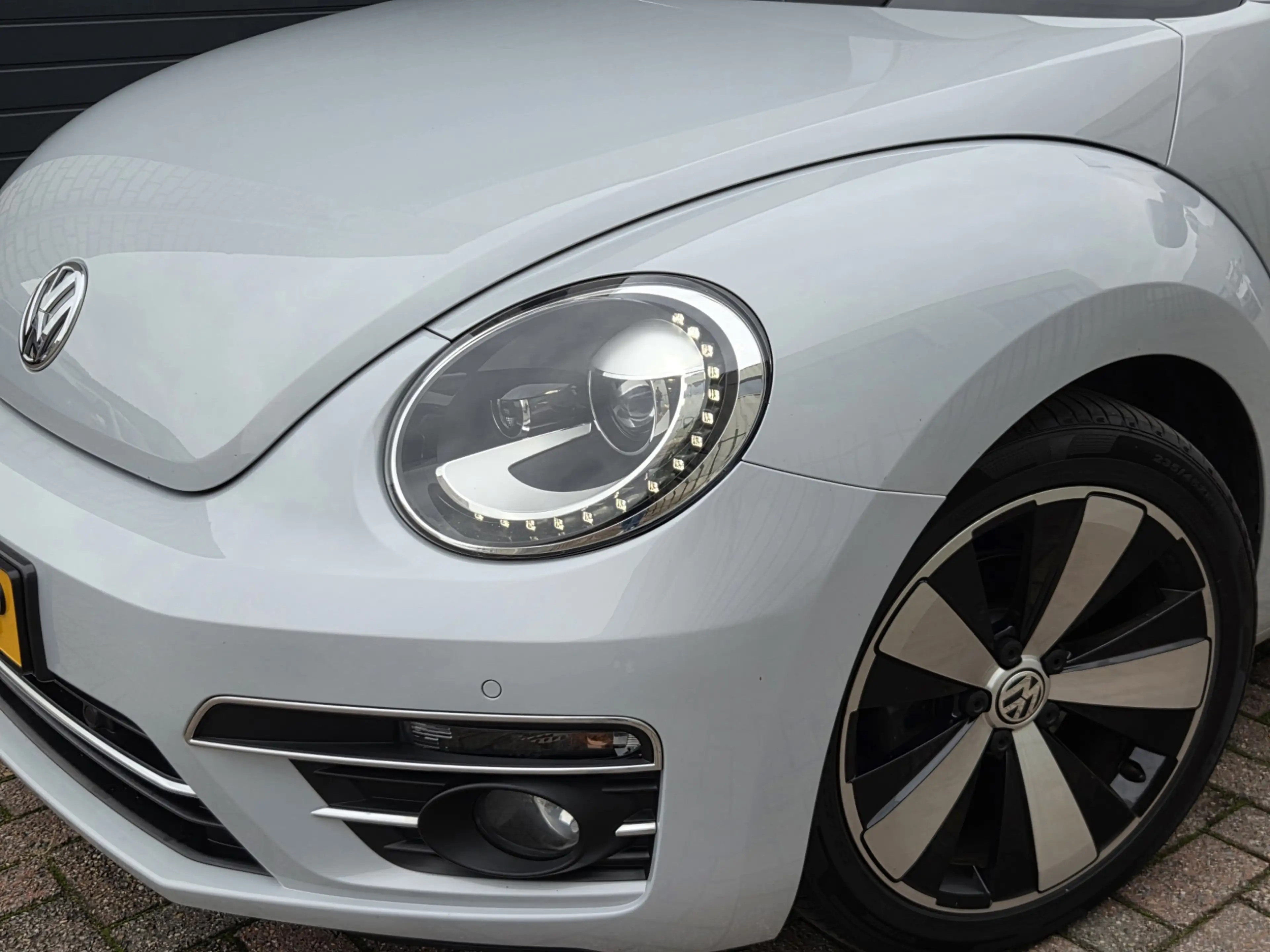 Volkswagen Beetle Cabriolet 1.2 TSI Navi-Led-Cruise-Camera — photo 7