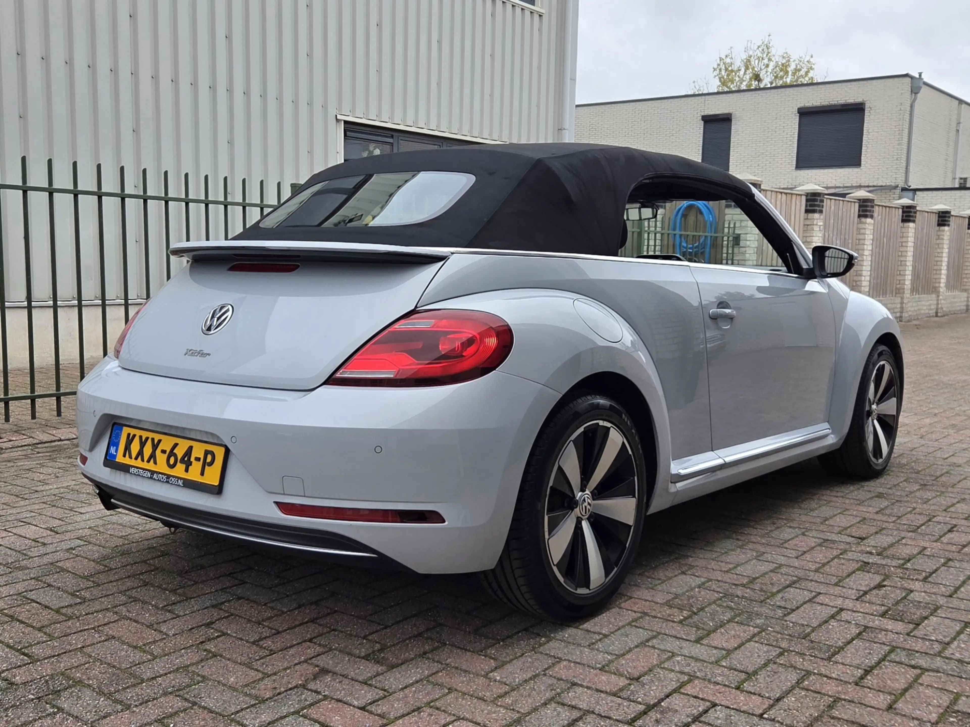 Volkswagen Beetle Cabriolet 1.2 TSI Navi-Led-Cruise-Camera — photo 5