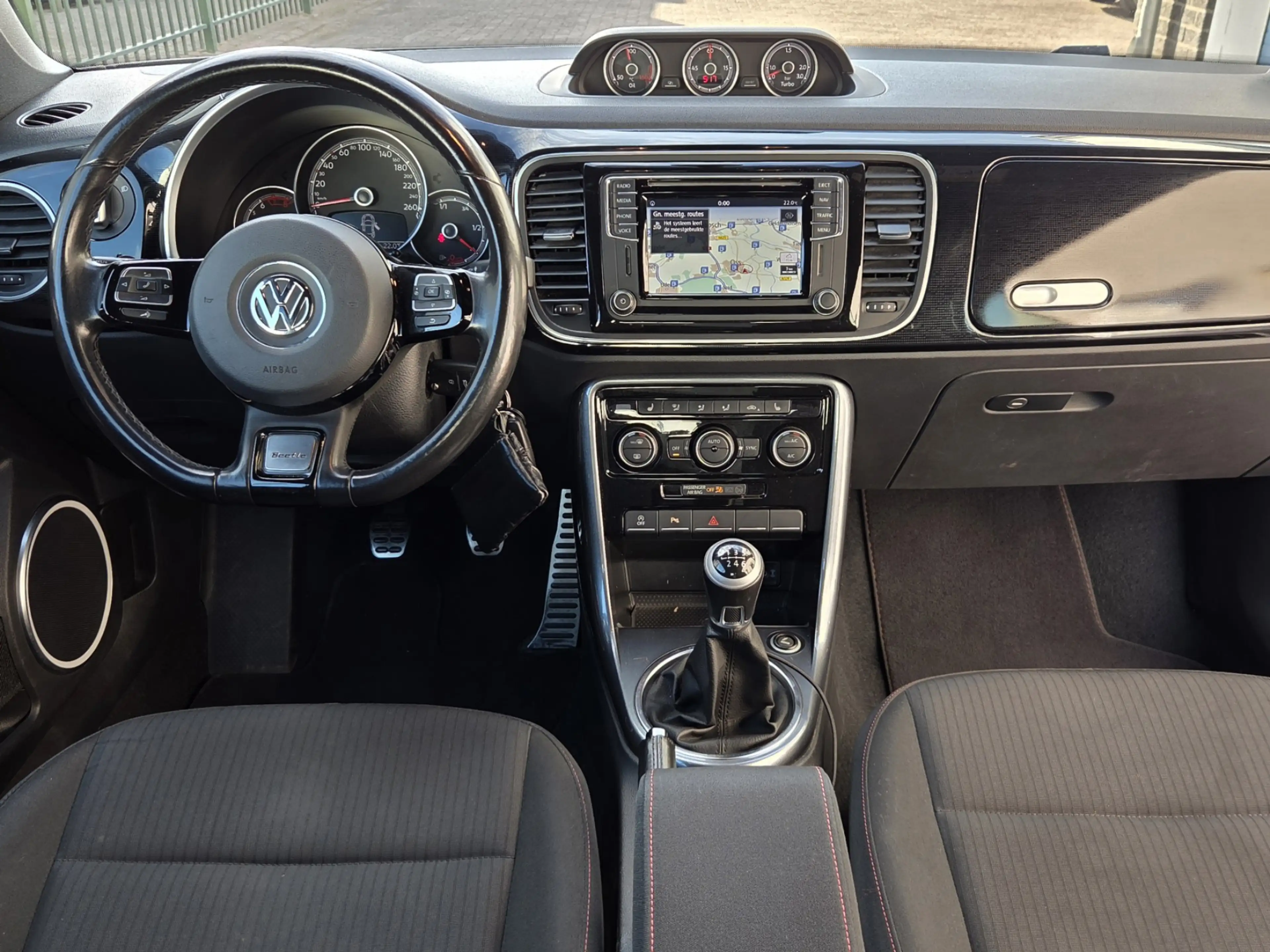 Volkswagen Beetle Cabriolet 1.2 TSI Navi-Led-Cruise-Camera — photo 6
