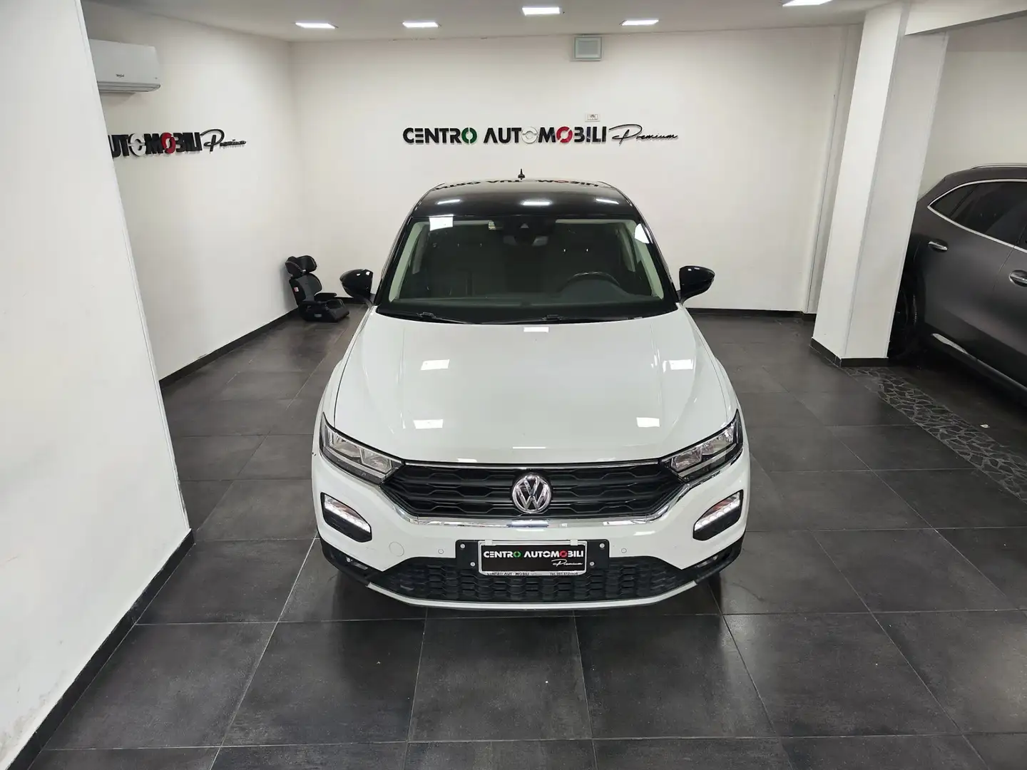 Volkswagen T-Roc 2.0 TDI SCR 150 CV Style BlueMotion Technology Wit - 2