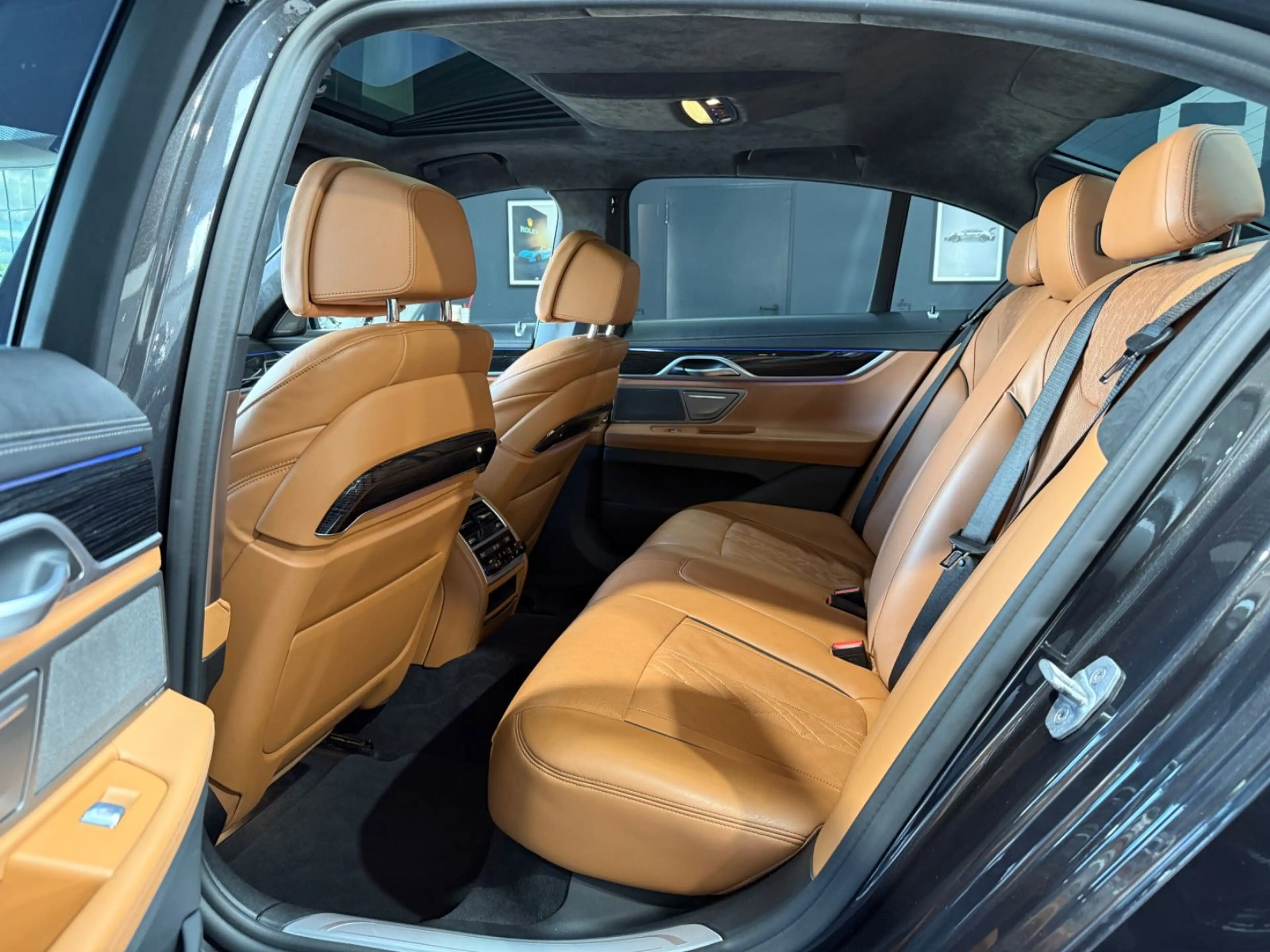 BMW 750 d xD HUD/3DKamera/Softclose/H&K/TV+/Sitzlüf. — photo 7