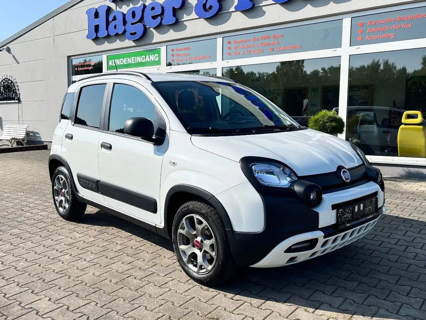 Fiat Panda Waze PDC DAB StartStopp Weiß - 1