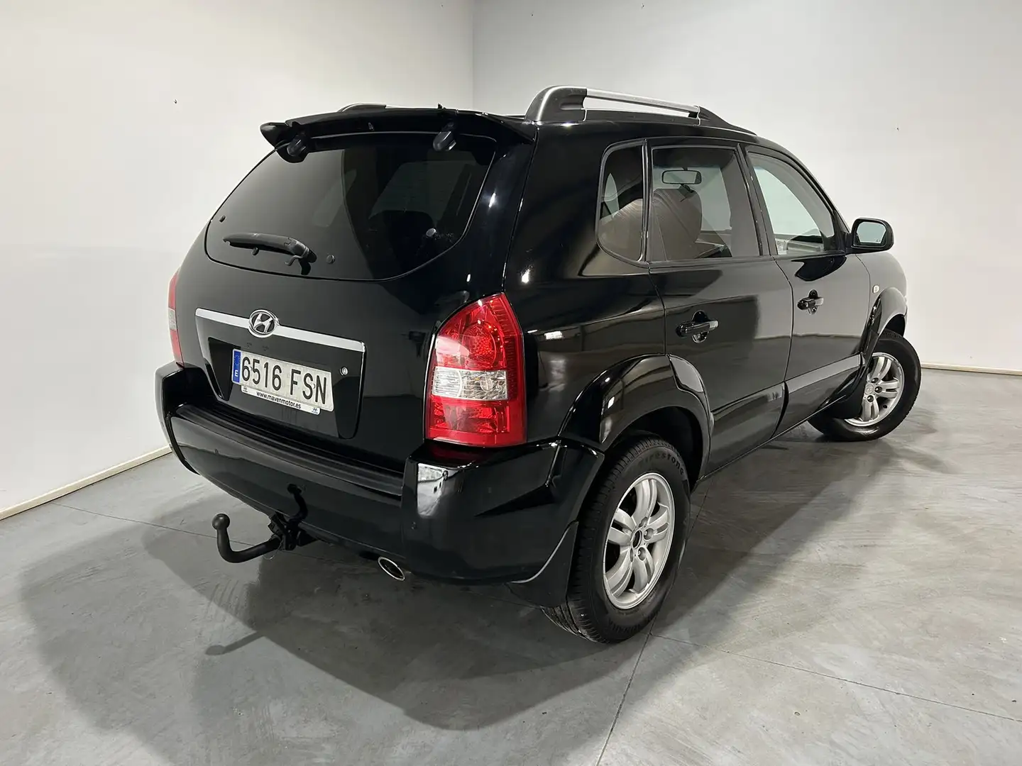 Hyundai TUCSON 2.0 Comfort FULL 4x2 Schwarz - 2