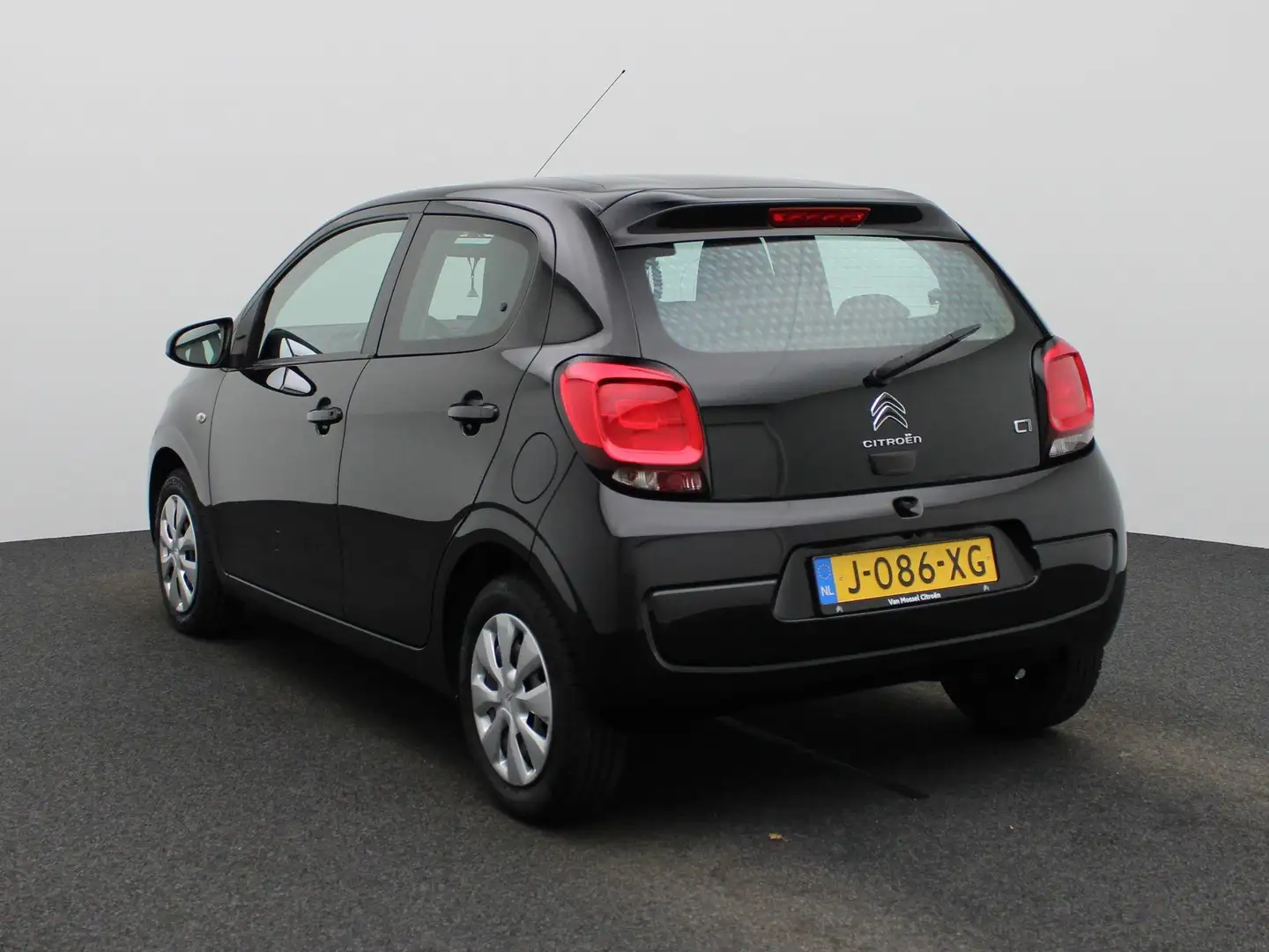 Citroen C1 1.0 VTi Feel | AIRCO | BLUETOOTH TELEFOON | 5-DEUR Noir - 2