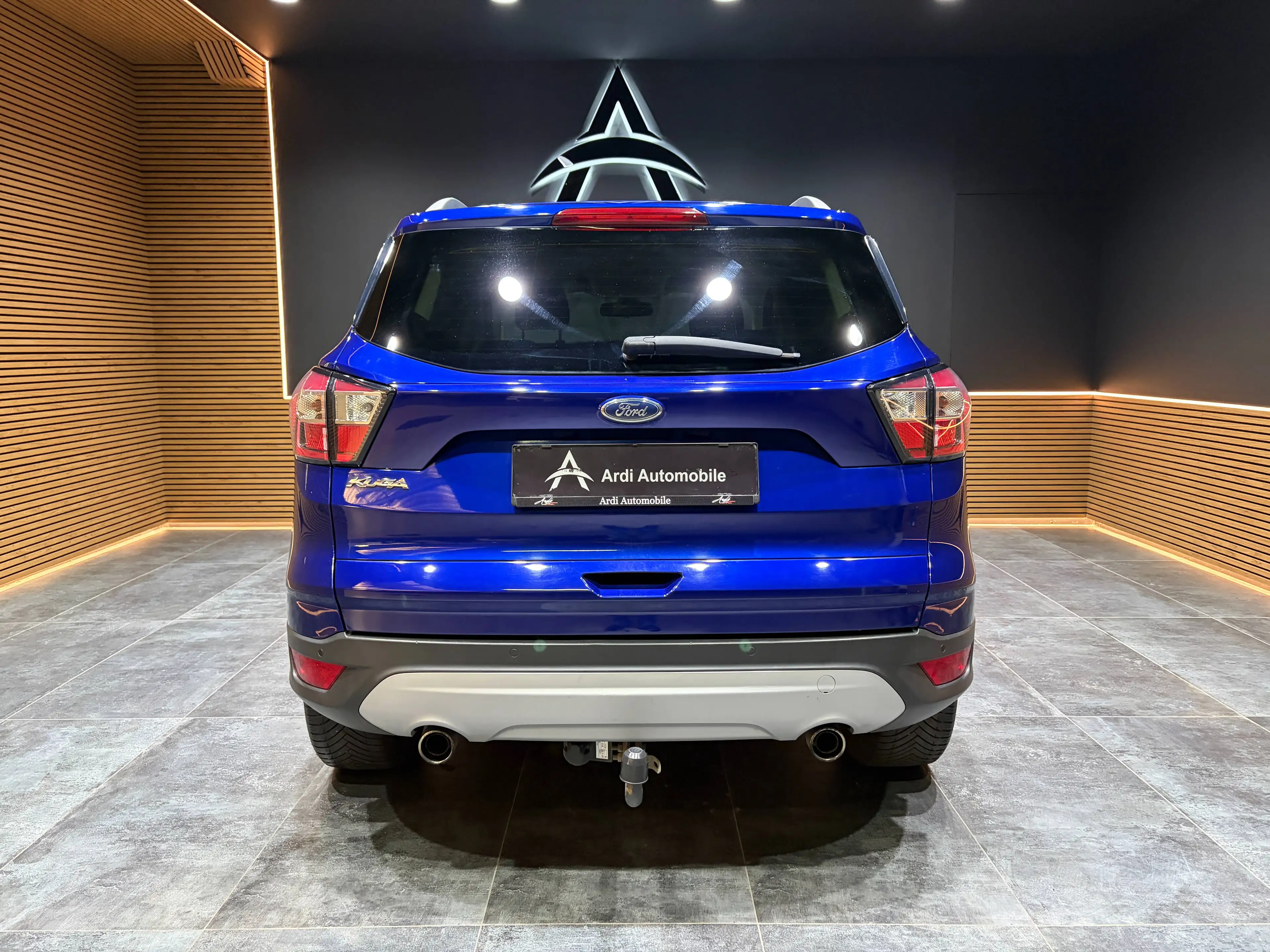 Ford Kuga 1.5 TDCi *SIEGE+VOLANT CHAUFFANT*CARPLAY*GARANTIE* — photo 5
