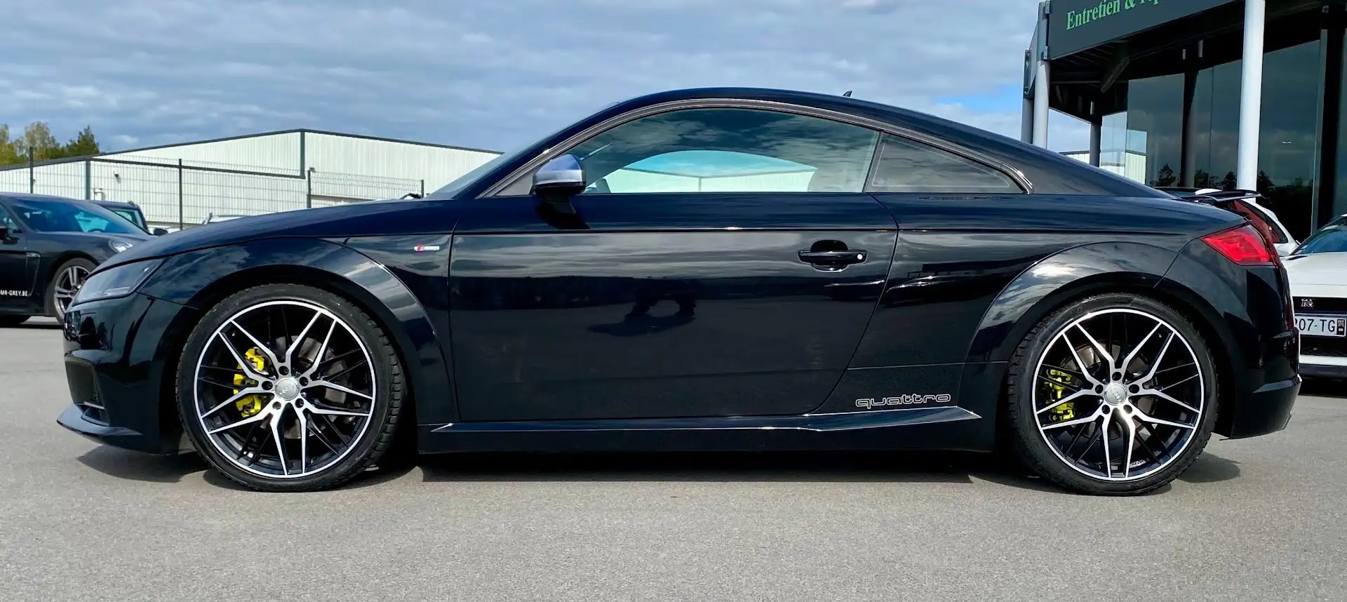 Audi TT Coupe MK3 / 2.0l TFSI 230 CH BVA 6 Quattro/ S-Line Schwarz - 2