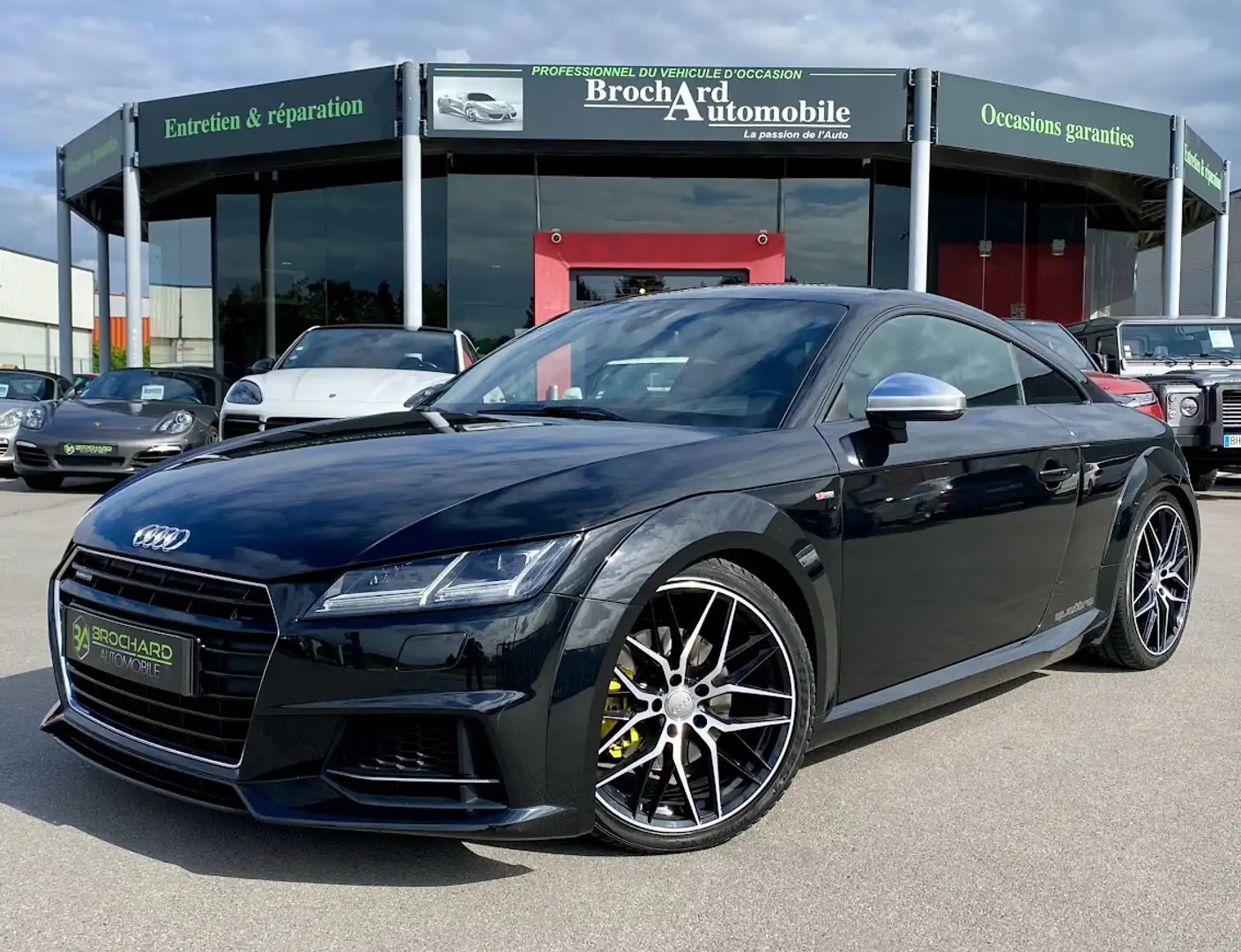 Audi TT Coupe MK3 / 2.0l TFSI 230 CH BVA 6 Quattro/ S-Line Schwarz - 1