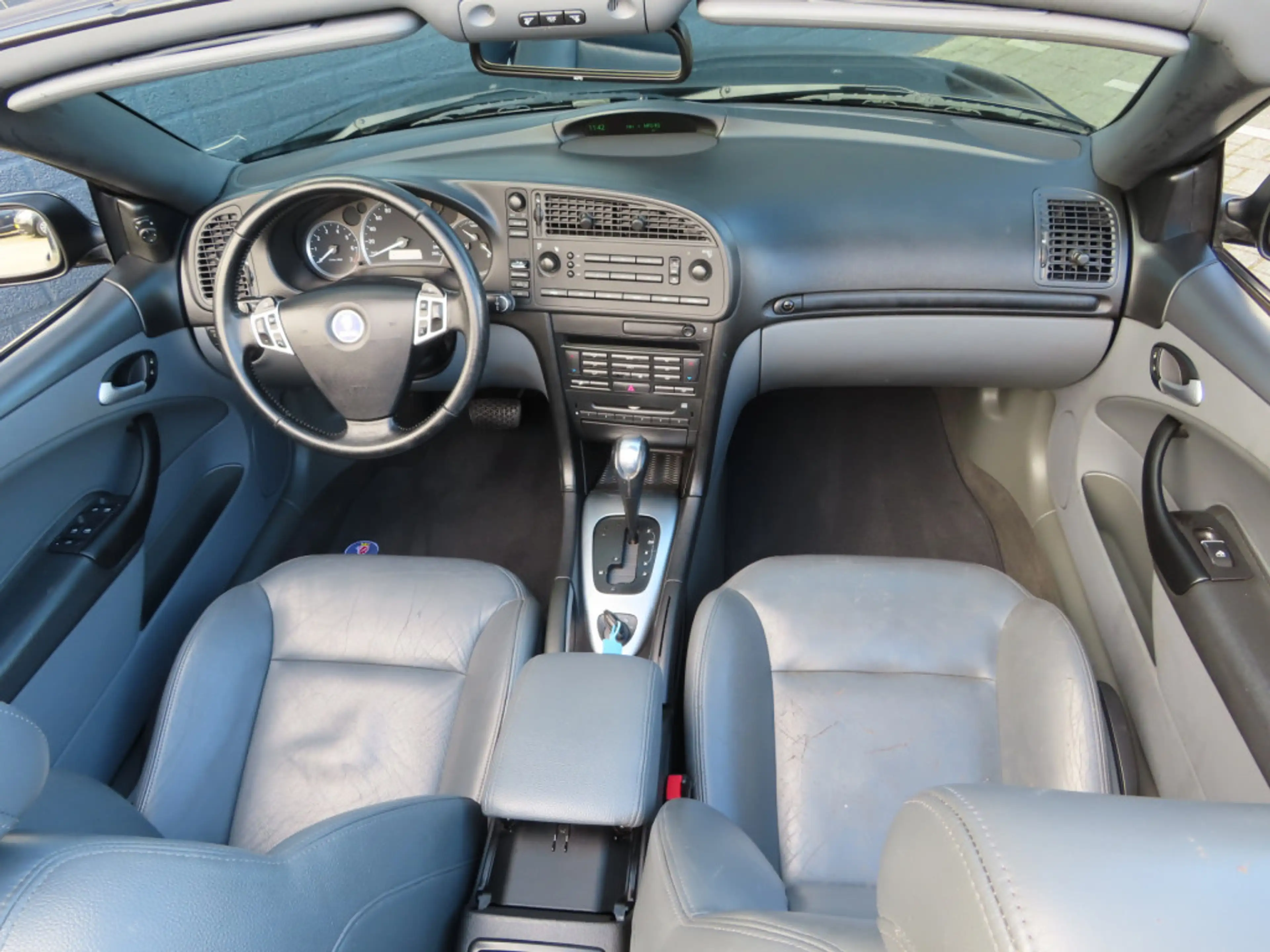 Saab 9-3 Cabrio 2.0t Vector Automaat | Lederen bekleding | — photo 9
