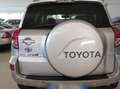 Toyota RAV 4 2.2 Sol Plus 177cv 4X4 Silber - thumbnail 4