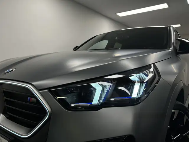 BMW X2 view 8