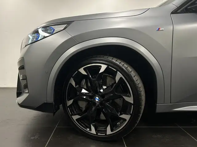 BMW X2 view 9