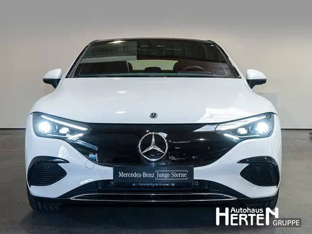 Mercedes-Benz Eqe view 2