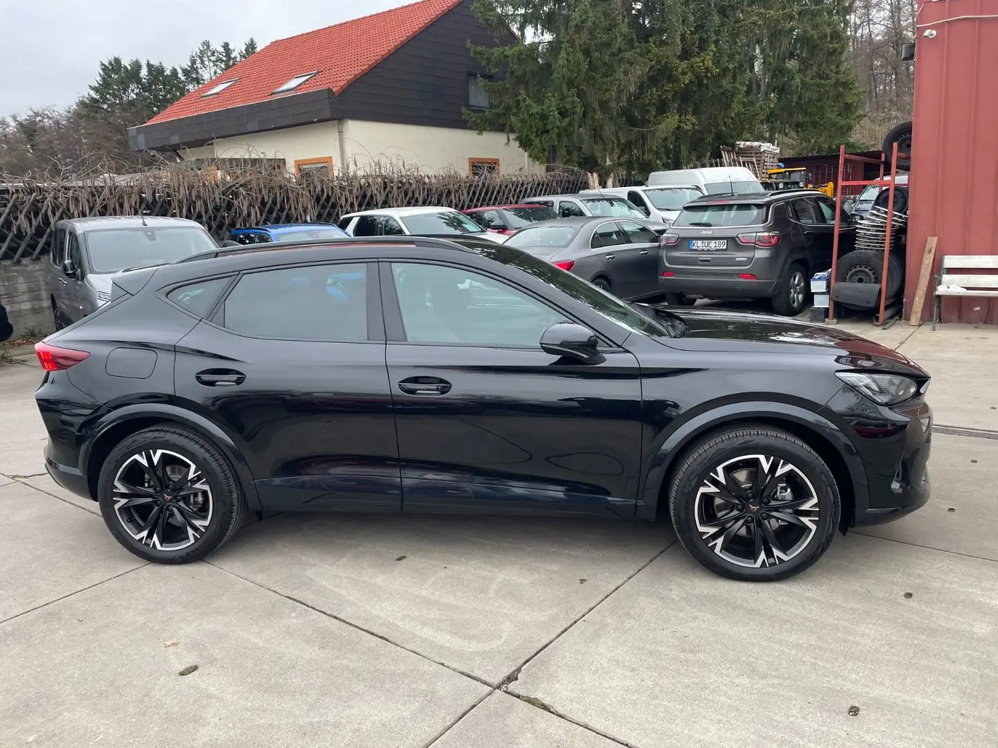 CUPRA Formentor 1.5 TSI e-Hybrid 150 kW/Kamera/Klima Schwarz - 2