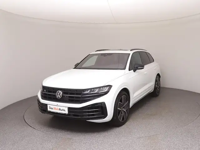 2024 Volkswagen Touareg in White for sale