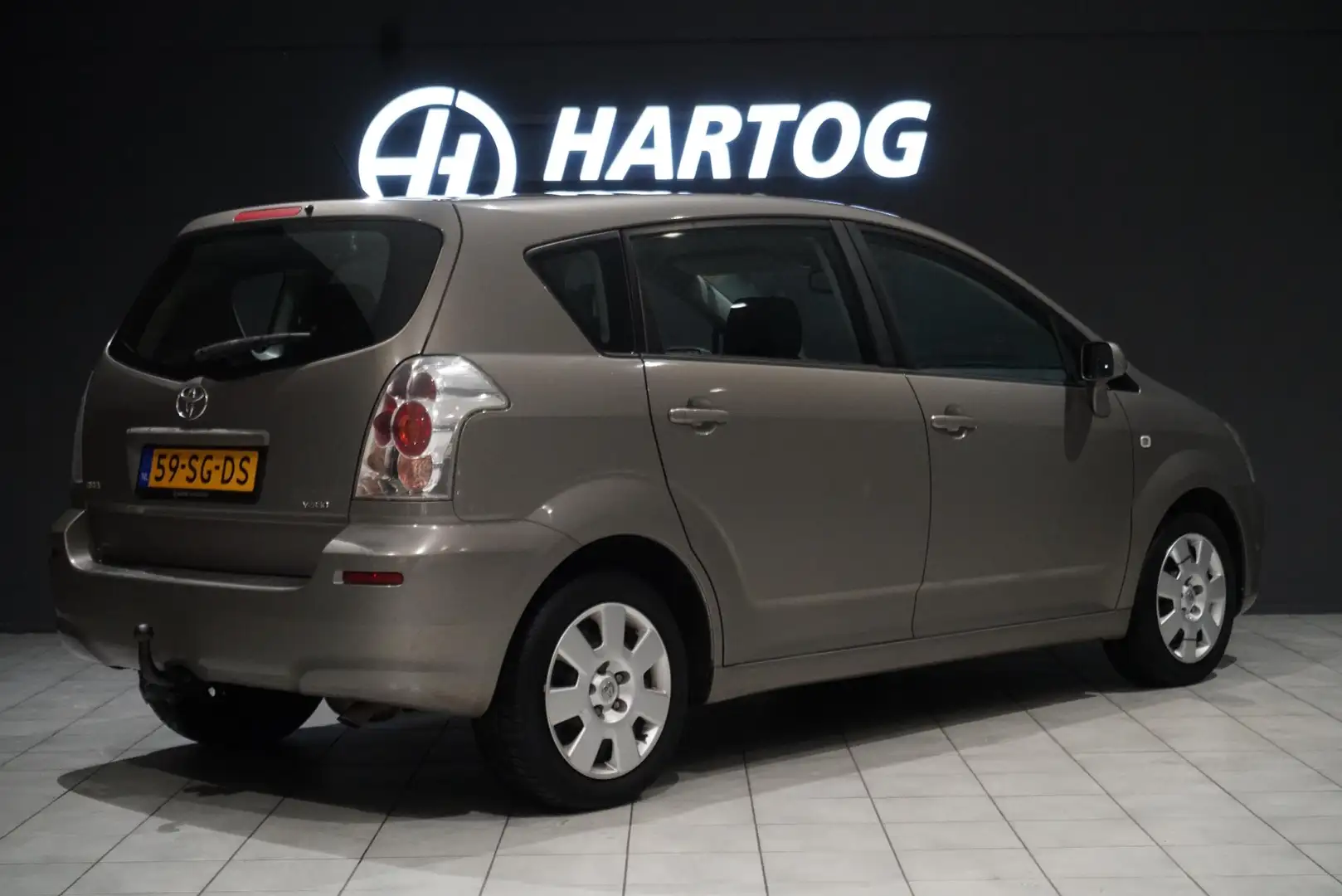 Toyota Verso 1.8 VVT-i Sol + CLIMATE CONTROL / TREKHAAK Beige - 2