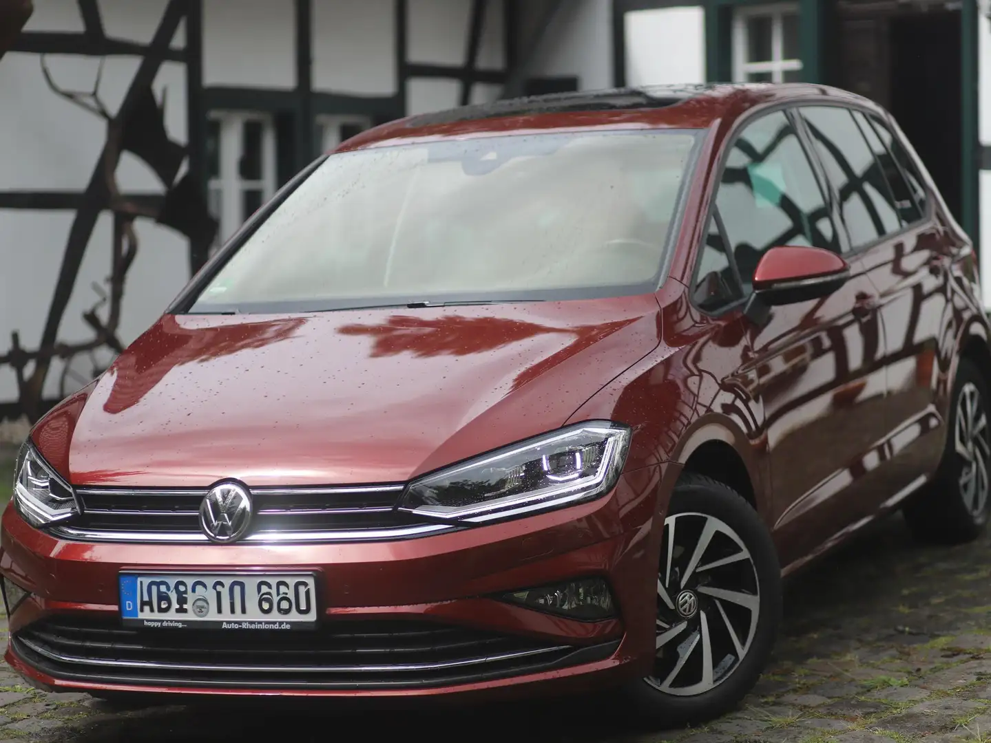 Volkswagen Golf Sportsvan Golf Sportsvan 1.0 TSI DSG Join Roşu - 2