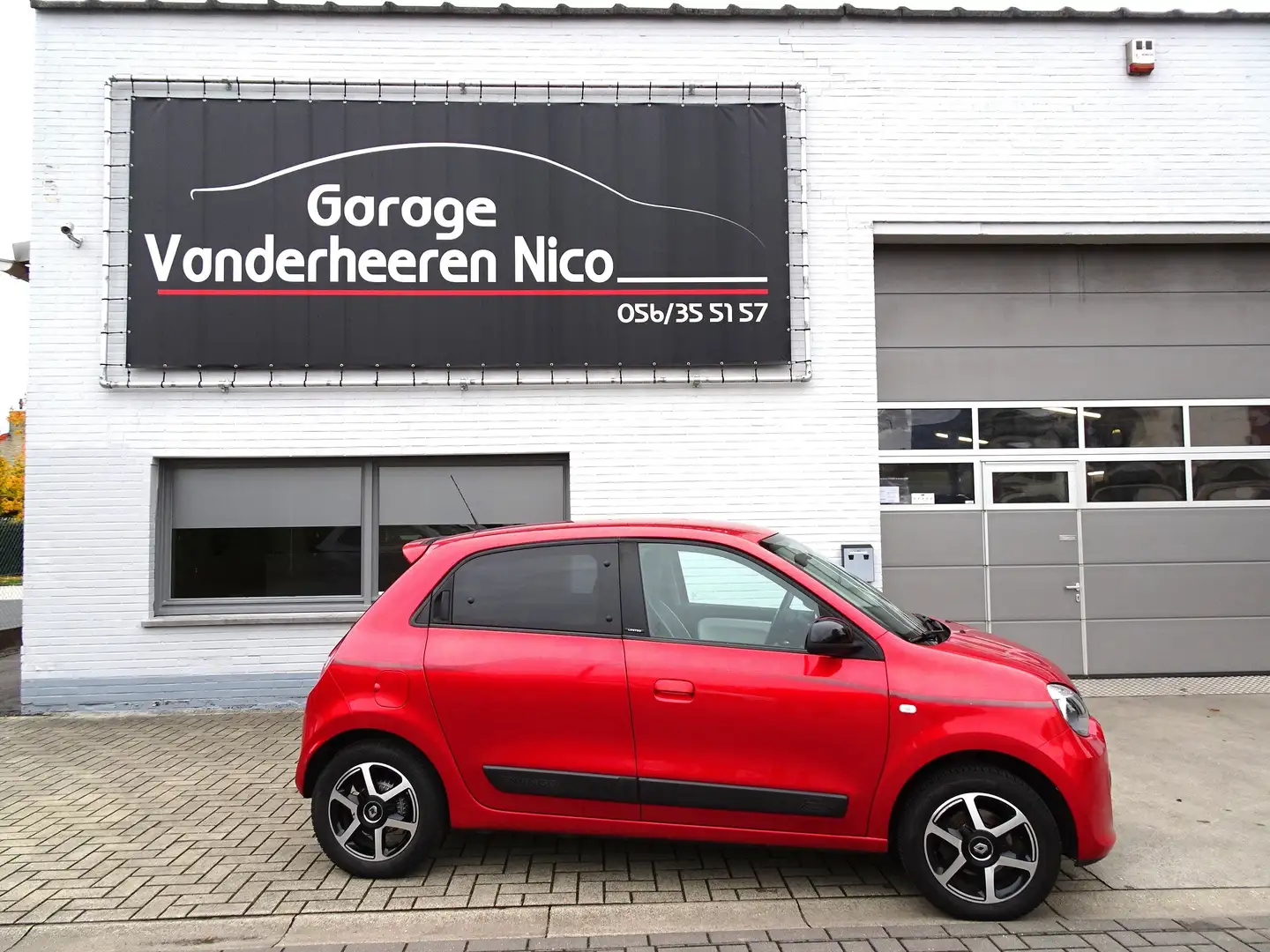 Renault Twingo 1.0 i 5d. Limited AIRCO,CRUISE,BLUETH,ALU,PDC Rouge - 1