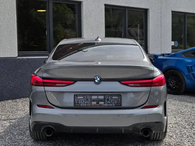 BMW 2 Series view 4