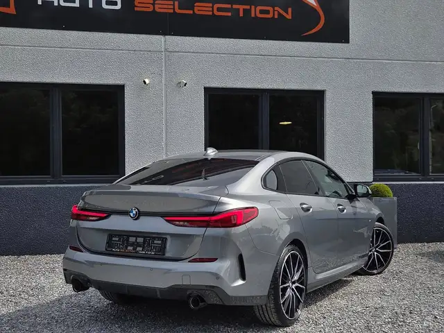 BMW 2 Series view 2