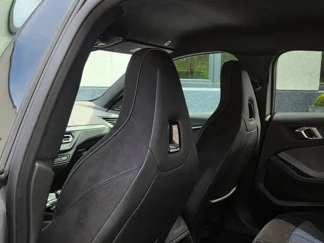 BMW 2 Series view 13